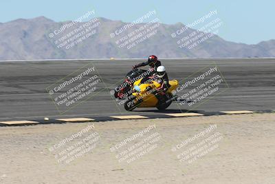 media/Oct-13-2025-Moto Forza (Mon) [[a66d839500]]/4-C Group/Session 2 (Bowl)/